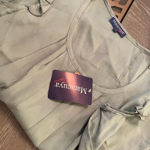 Green bluse for girl